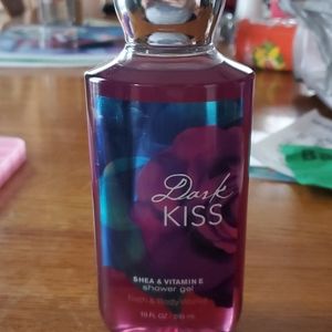 Dark kiss shower gel